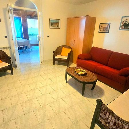 Апартаменты Casa Rando Mary'S House Таормина Экстерьер фото